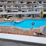 Apartamento Floritas 2 *